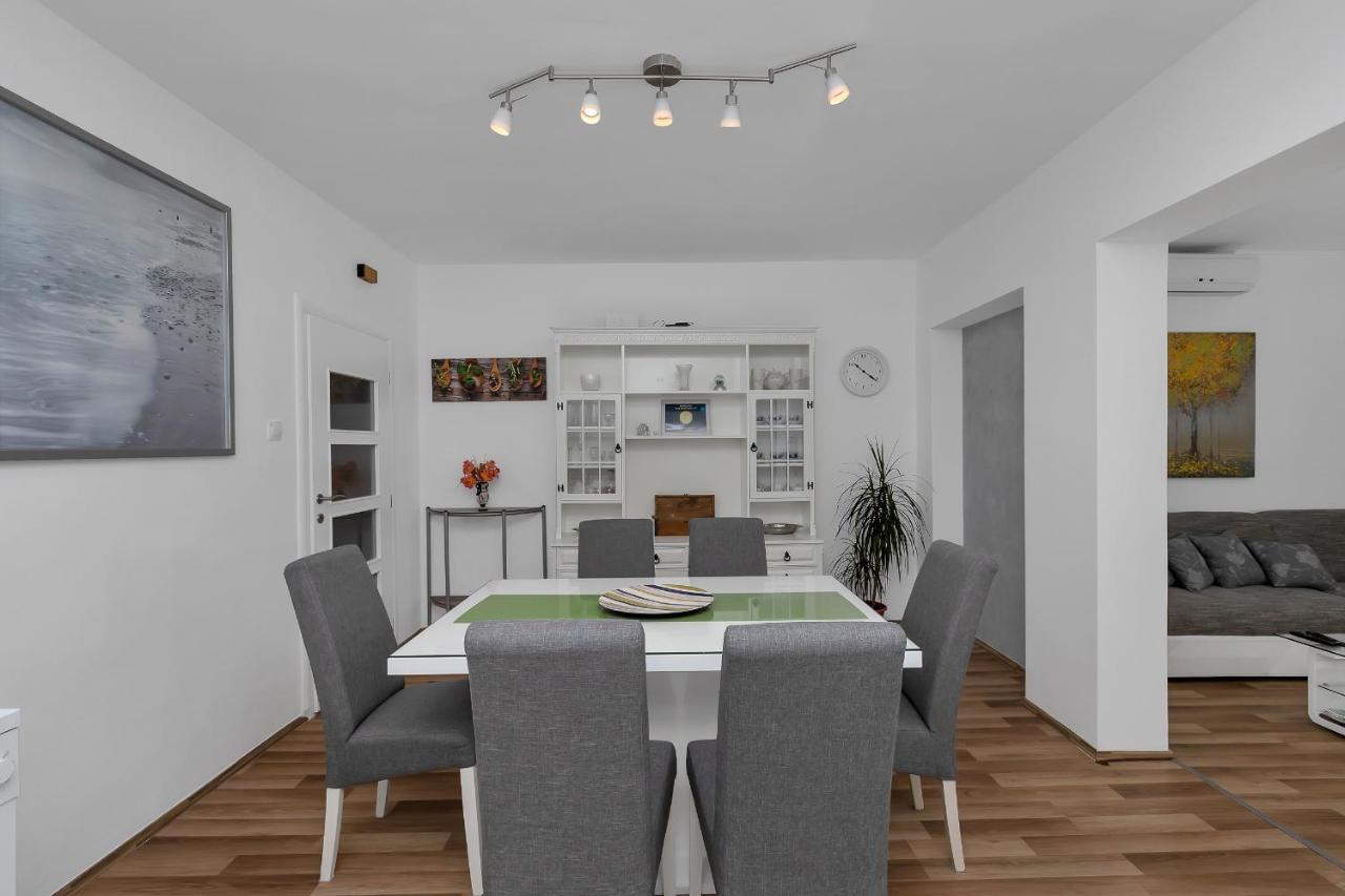 Apartment Sabina Makarska Kültér fotó